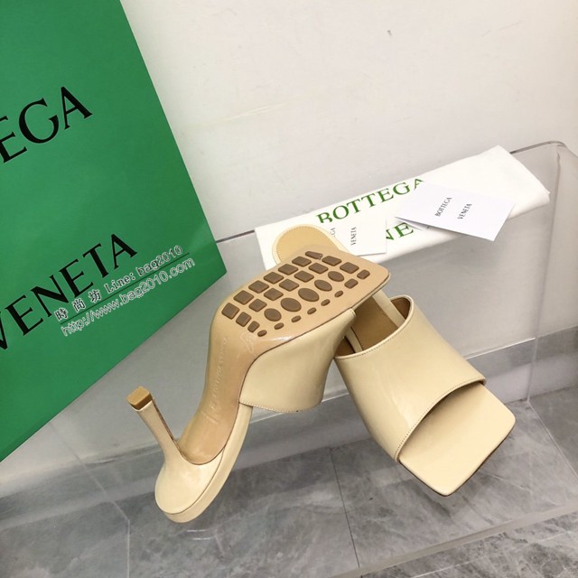 BOTTEGA VENETA高端時尚女鞋 寶緹嘉漆皮版2022-22早春最新高跟涼鞋拖鞋 dx3540